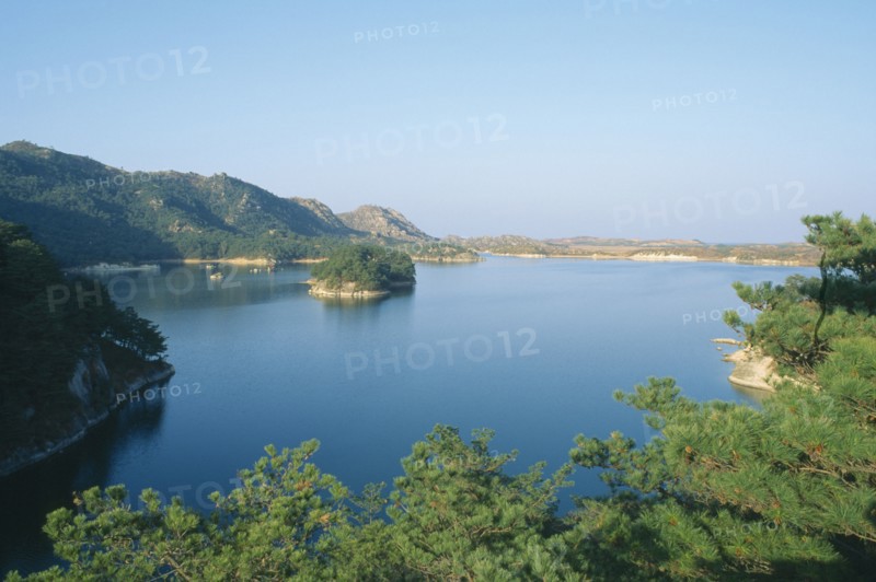NORTH KOREA, Kangwon-do, Lake in Mount Kumgang area.