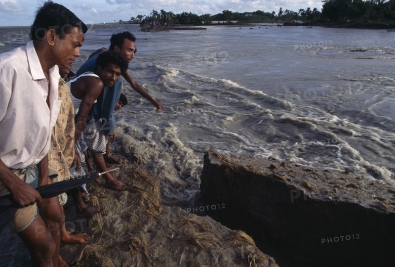 BANGLADESH, Bhola, Coastal embankment erosion