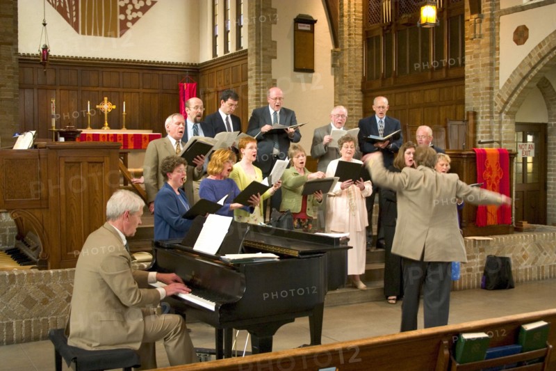 USA, Minnesota, Minneapolis , Choir singing at Grace University Lutheran Church