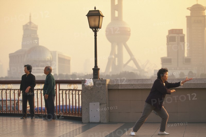 CHINA, Shanghai, Early morning tai chi on the Bund.