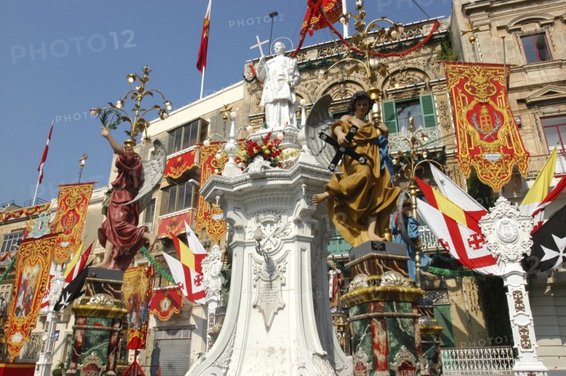 MALTA, Vittoriosa, Statues and decorative banners during the Birgu Feast
