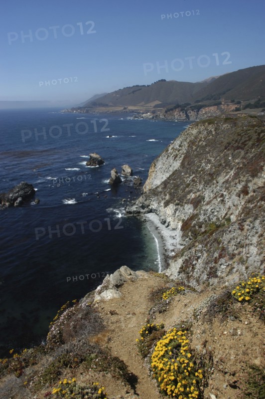 USA, California, Big Sur, Pacific Coast Highway. View along coastal cliffs with rocky outcrops