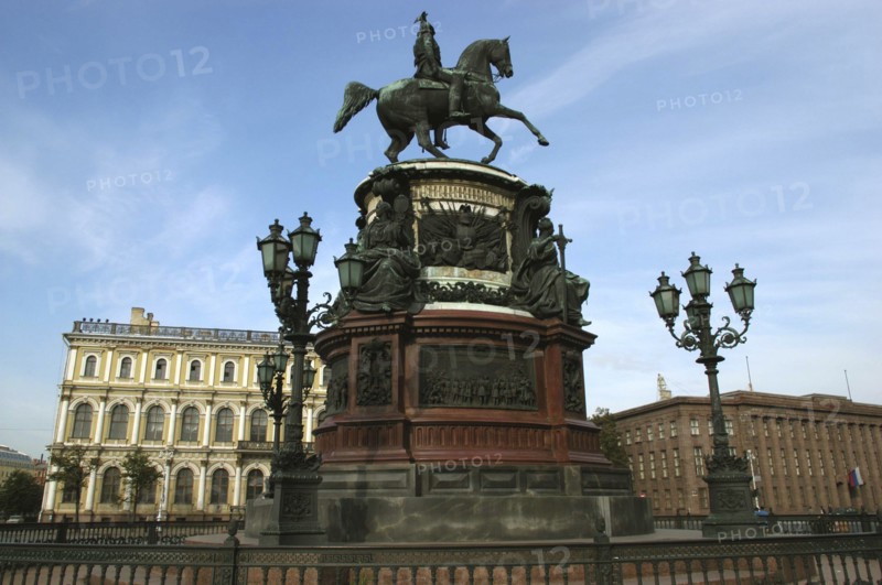 RUSSIA, St Petersburg, Equestrian statue Tsar Nicholas I in Isaac Square