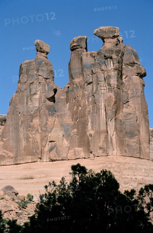 USA, Utah, Arches National Park, The Three Gossips rock formation