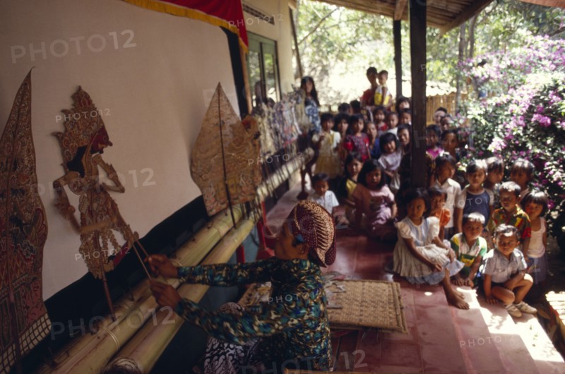 INDONESIA, Theatre, Shadow puppet show depicting stories from Hindu epics.