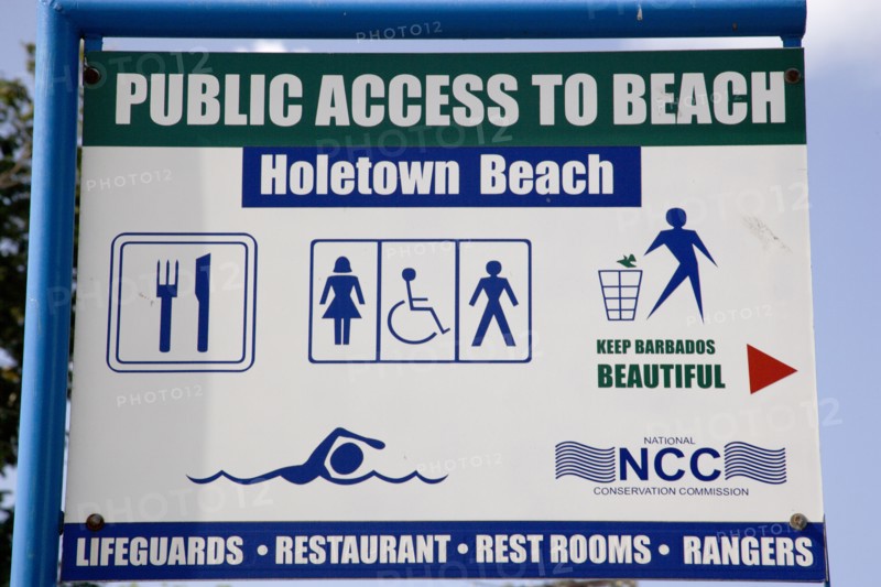 WEST INDIES, Barbados, St James, Sign for the beach in Holetown