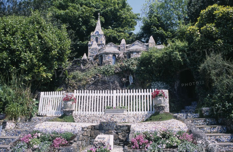 UNITED KINGDOM, Channel Islands, Guernsey, St Andrews. Les Vauxbelets.The Little Chapel.