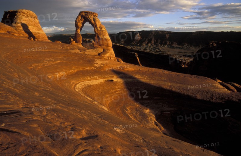 USA, Utah, Arches National Park, "Delicate Arch, one of the best known landforms in this spectacular park of eroded formations, including over 2000 arches."