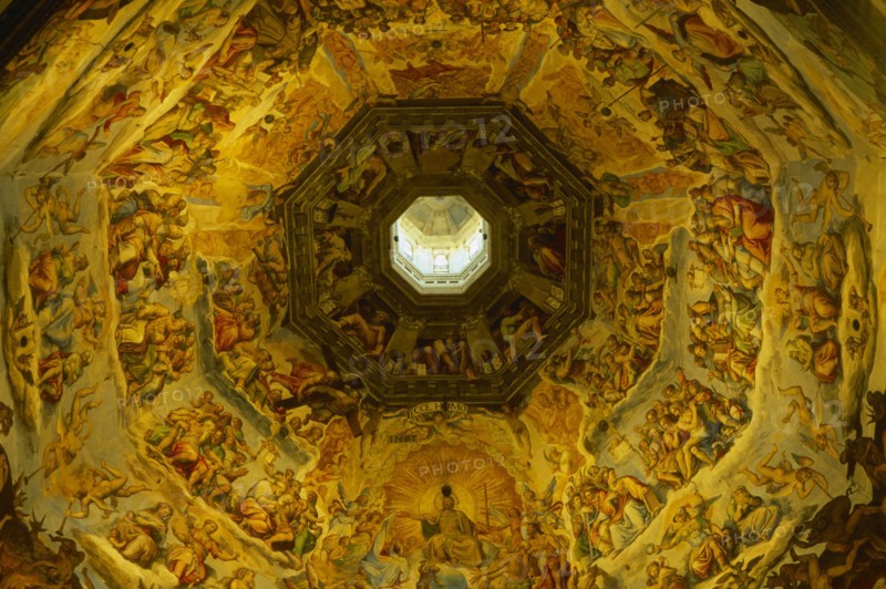 ITALY, Tuscany, Florence, Duomo interior with fresco of the Last Judgement on cupola ceiling by Vasari and completed by Zuccari 1572-4