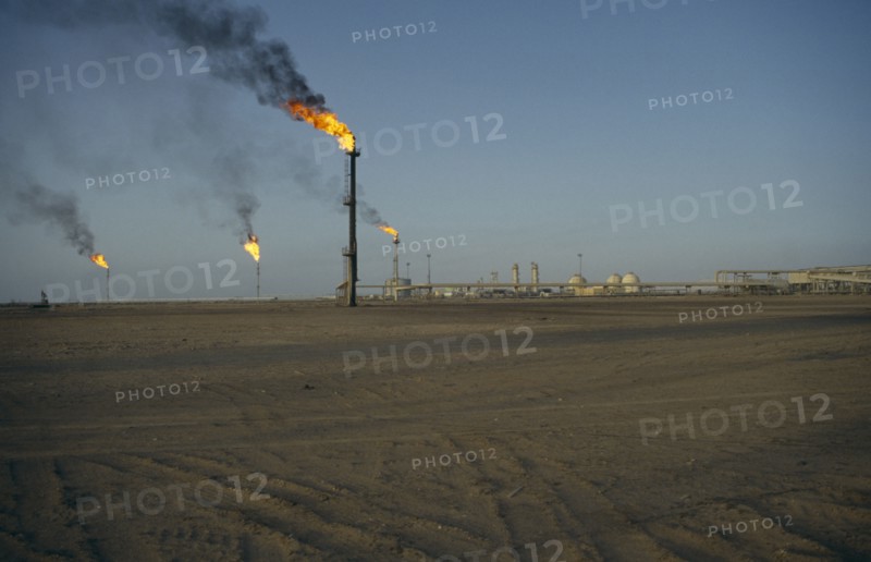 EGYPT, Sinai, Agip oil fields.