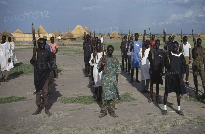 SUDAN, South, Sudan People’s Liberation Army.  Armed Nuer soldiers.