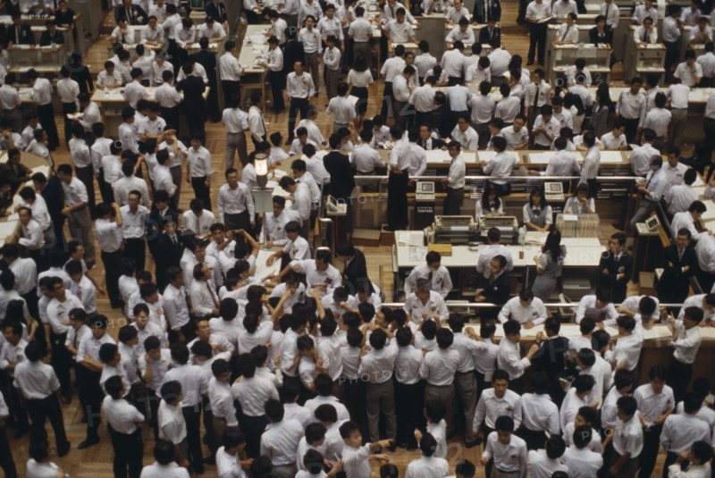 JAPAN, Honshu, Tokyo, Kabuto Cho stock exchange trading floor.