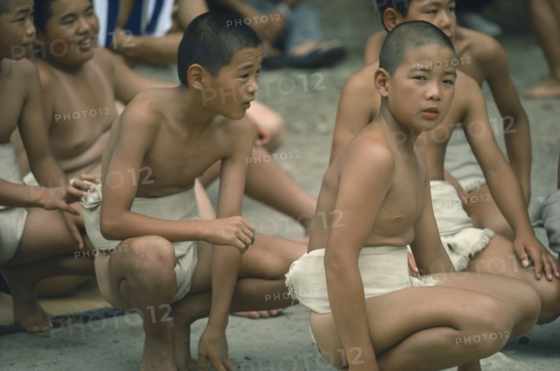 JAPAN, Sport, Wrestling, Young sumo wrestlers.