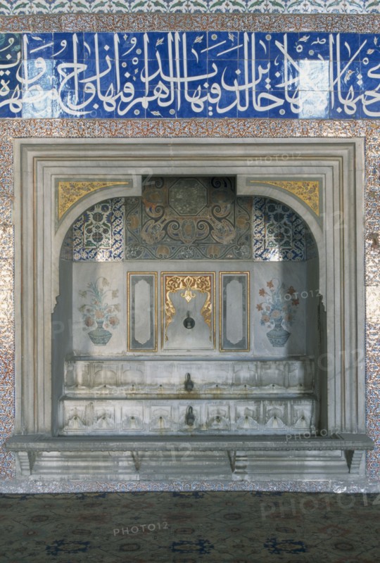 TURKEY, Istanbul, Topkapi Palace detail showing the the Salon of Murat III fountain.