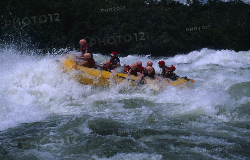 20069736 UGANDA  Jinja Bujugali Falls. White water rafting near the source of the Nile.