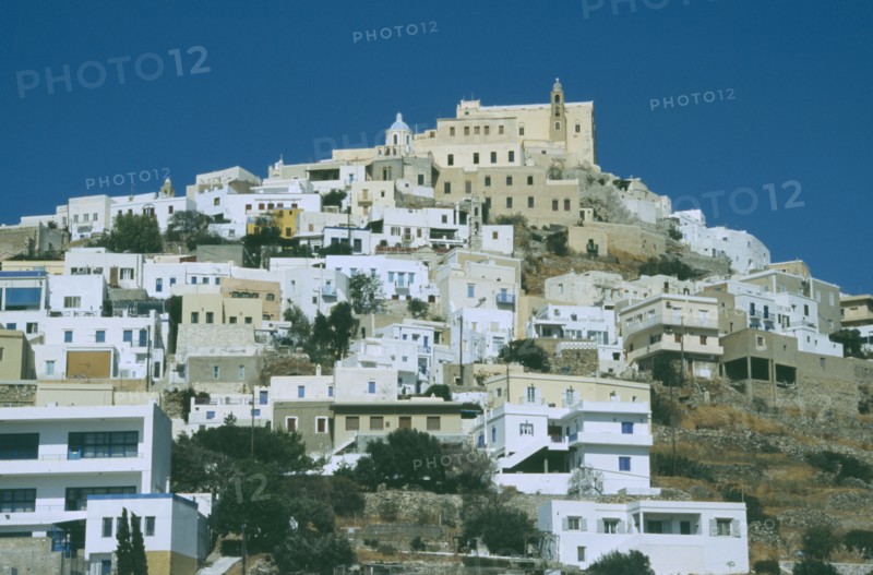 GREECE, Cyclades Islands, Syros, Ermoupolis. Mountain city of the Ano Sypros Catholic quater.