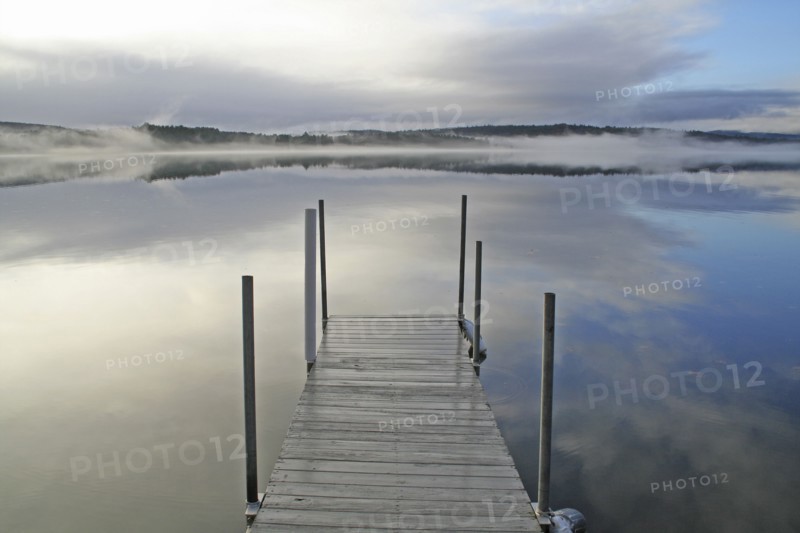 USA, New Hampshire, Tilton, "Winnisquam Lake, jetty"