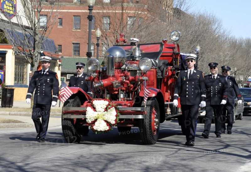USA, New Hampshire, Keene, Fire truck at the funeral of a fireman.