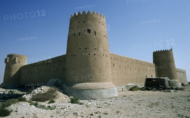 QATAR, Architecture, The walled fort of Zubara