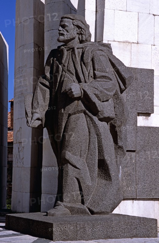 BULGARIA, Bansko, Paisii of Hilendar Monument.