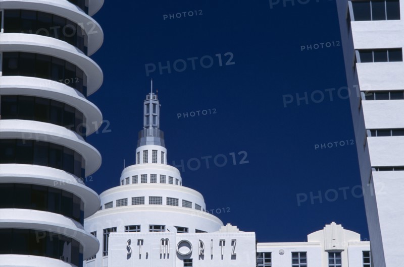 USA, Florida, Miami, "South Beach. Old meets new; Art Deco and modern architecture, including St.Moritz Hotel dominate the skyline at the north end of Ocean Drive."