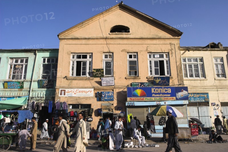 AFGHANISTAN, Kabul, Street scene alongside the Kabul river