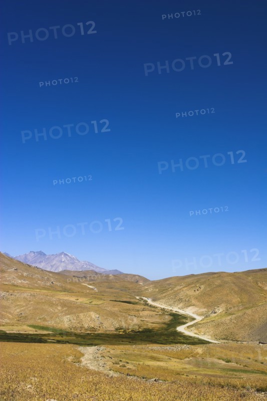 AFGHANISTAN, Unai pas, Between Kabul and Bamiyan