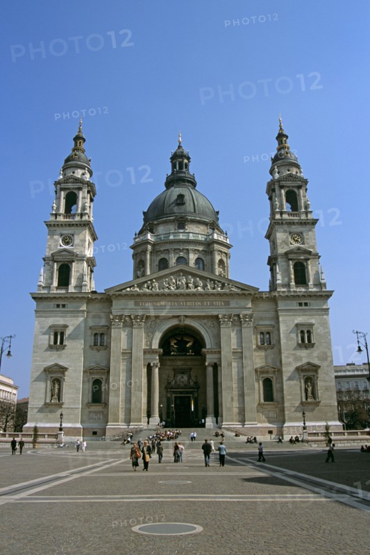HUNGARY, Budapest, Saint Stephens Basilica