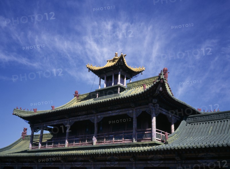MONGOLIA, Ulaan Baatar, Winter Palace of Bogd Khaan. Green roof against a blue sky