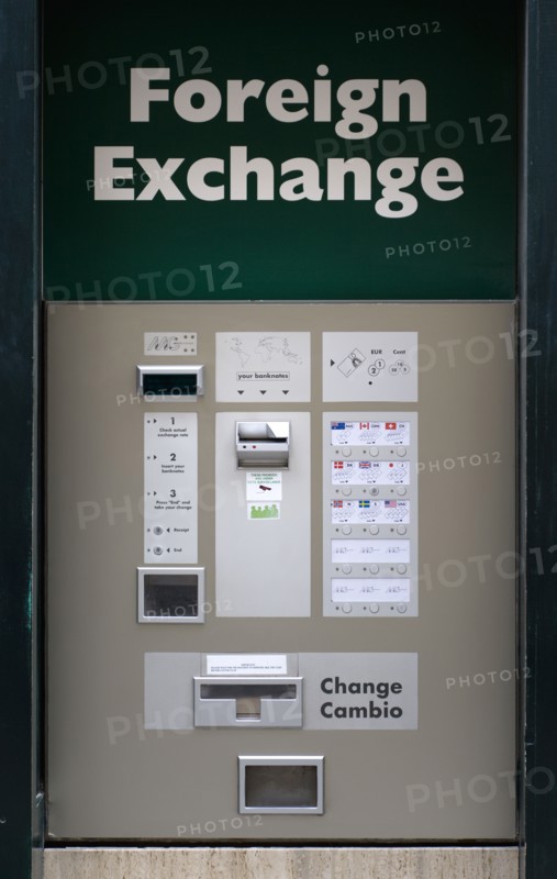 MALTA, Valletta, Foreign currency exchange machine on Republic Street