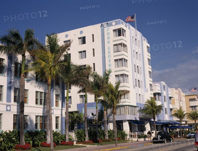 USA, Florida, Miami, South Beach. Ocean Drive. Park Central Hotel exterior lined with palm trees