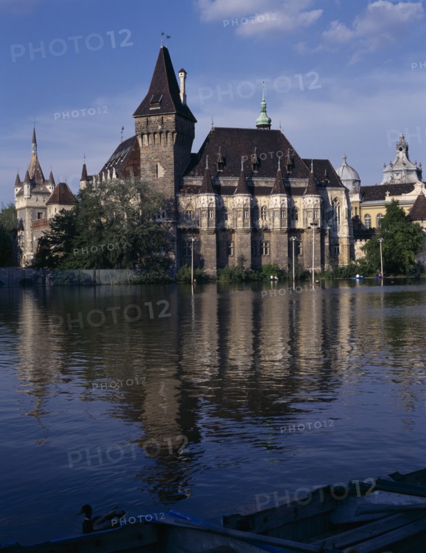 HUNGARY, Budapest, Budapest Castle seen from across water with reflection