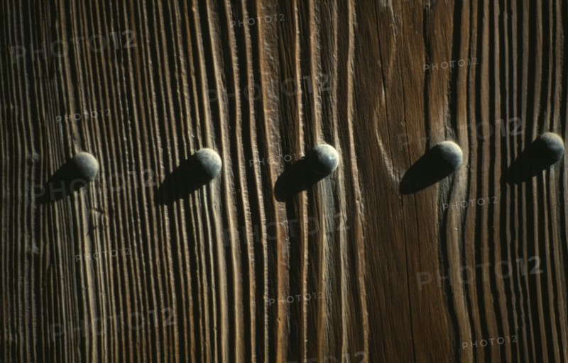 JAPAN, Honshu, Tokyo, Komagame.  Detail of wooden entrance gate of Rikugi-en Park.