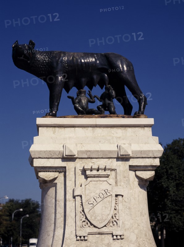 ROMANIA, Bucharest, Piata Romana. The Capitoline Wolf Statue nurturing / feeding Romulus and Remus