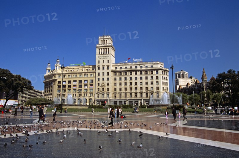 SPAIN, Catalonia, Barcelona, "Placa de Catalunya, Banco Espanol de Credito."