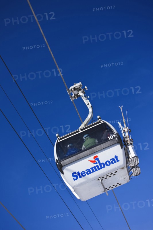 20091046 View cable car againts bright blue sky. American Automobile Automotive Cars Motorcar North America United States America  Dominant BlueTRAVEL BrochureTravelTransportRegion - North America Jon Hicks 20091046 USA Colorado Steamboat Springs