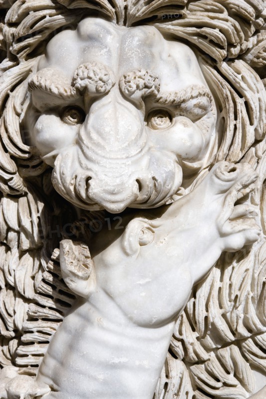 ITALY, Lazio, Rome, Vatican City Museums Detail of a marble sarcophagus in the Octagonal Courtyard of the Belvedere Palace depicting a male lion eating a horse