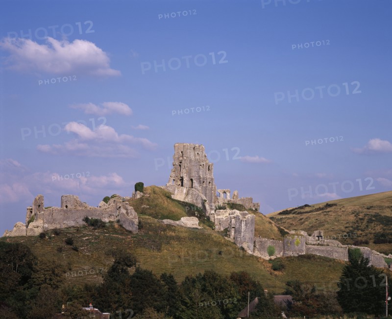 ENGLAND, Dorset, Corfe, The ruin of Corfe Castle viewed from The Rings
