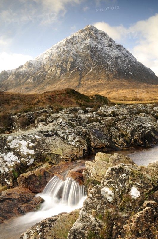 Scotland, Argyll, Glen Coe, River & Autumn colours of Buachaille Etive Mor