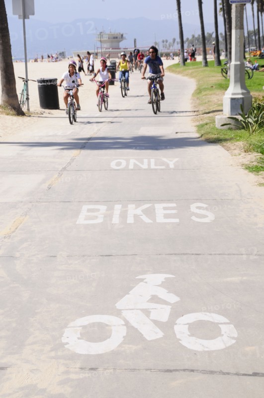 USA, California, Los Angeles, South Bay Cycle Route at Venice Beach