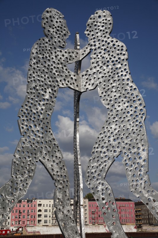 Germany, Berlin, Molecule Men sculpture 30 metres in height by Jonathan Borofsky on River Spree.