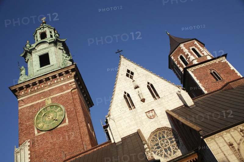 Poland, Krakow, Wawel Cathedral exterior.
