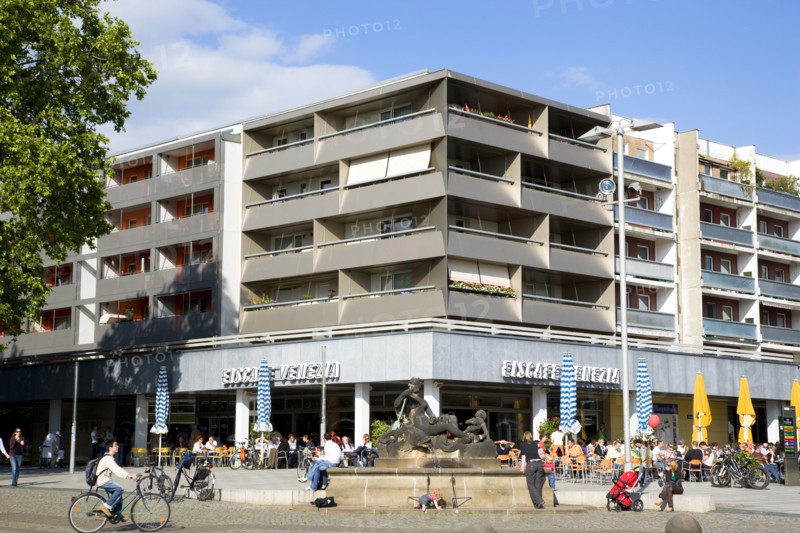 GERMANY; Saxony; Dresden; Restaurant and shops below apartment flats in  Neustädter market square.