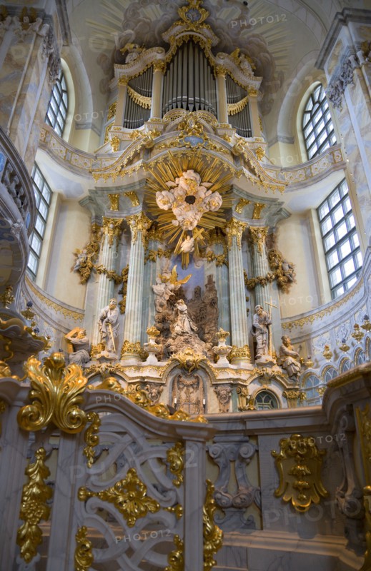 GERMANY, Saxony, Dresden, Interior of the restored Frauenkirche Church of Our Lady showing the altar and the organ.