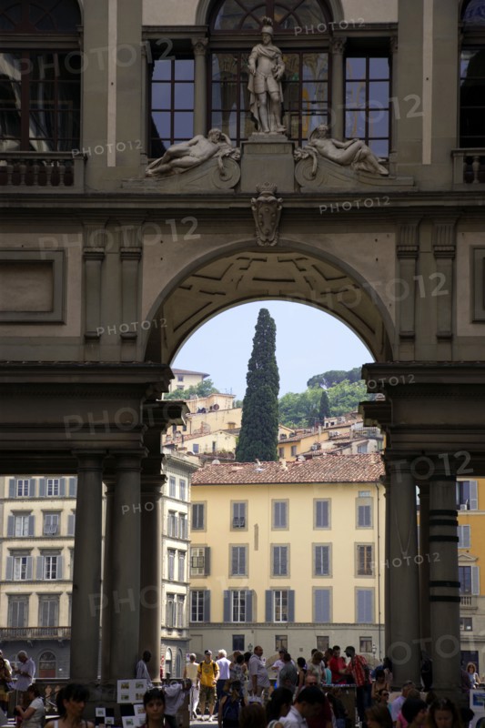 ITALY, Tuscany, Florence, The 16th century Vasari corridor of the Uffizi with sightseeing tourists.