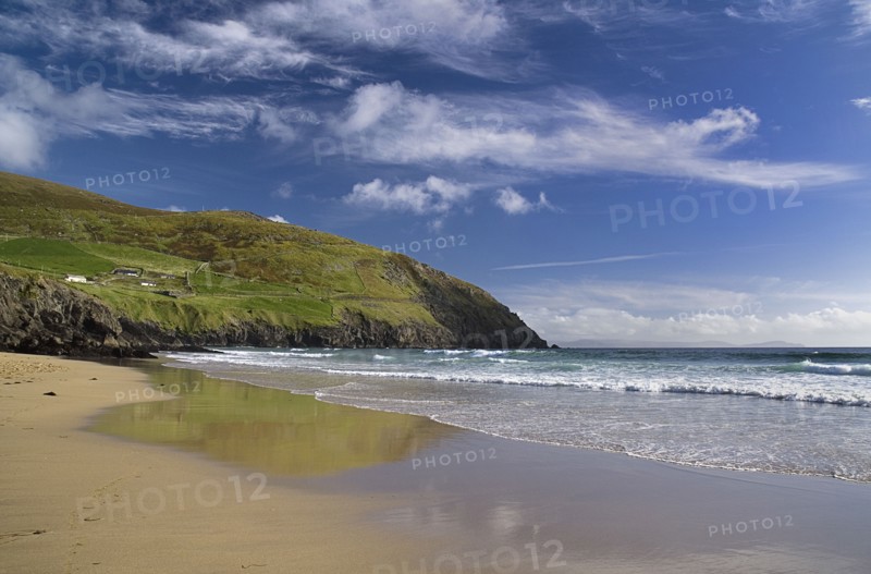 IRELAND, County Kerry, Dingle Peninsula, Coumeenole Beach at Slea Head.