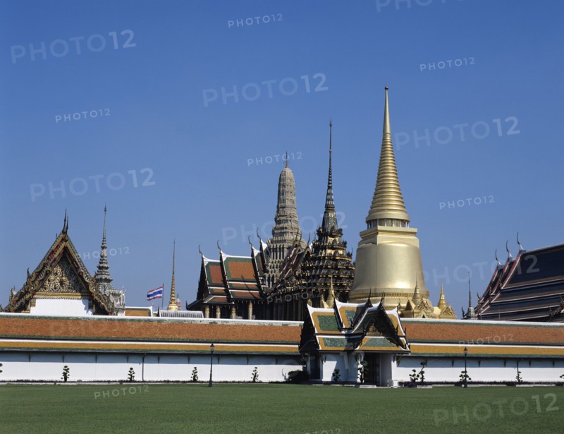Thailand, Bangkok, Wat Phra Kaeo Grand Palace.