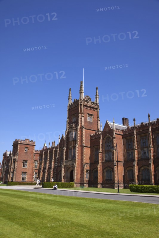 Ireland, Northern, Belfast, Queens Quarter, Queens University main building, designed by architect Charles Lanyon.