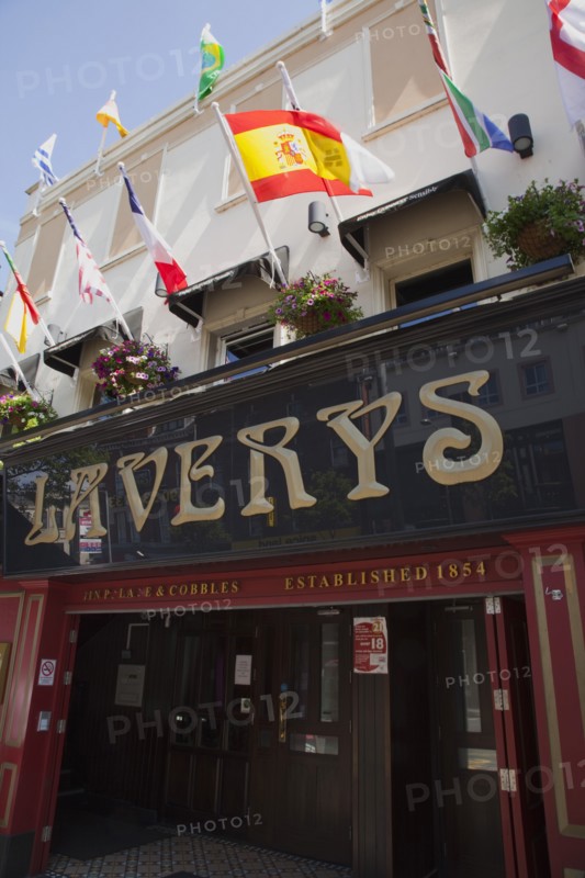 Ireland, North, Belfast, Bradbury Place, Laverys Bar entrance.