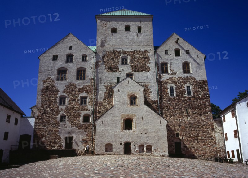 Finland, Turku-Pori, Turku, Inner courtyard of castle  originally a Swedish stronghold and dating from c.1280 it was damaged in World War II and underwent a fifteen year rebuild.